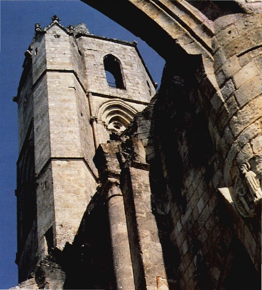 Prévisualisation du document - PYRÉNÉES
L'ancienne abbaye de La Sauve.